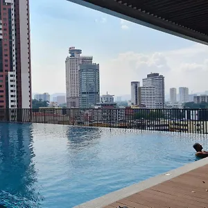 https://chambers-suites-kl-by-cozy-stay.kualalumpurs-hotels.com